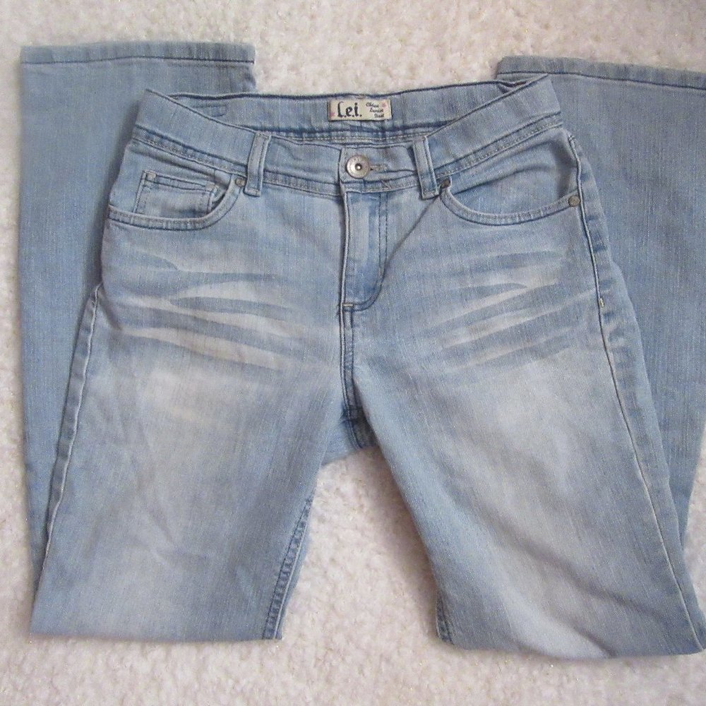 Lei Girls Size 16 Regular Boot Cut Jeans with Whiskering